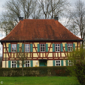 Pfarrhaus Weißenbrunn vorm Wald